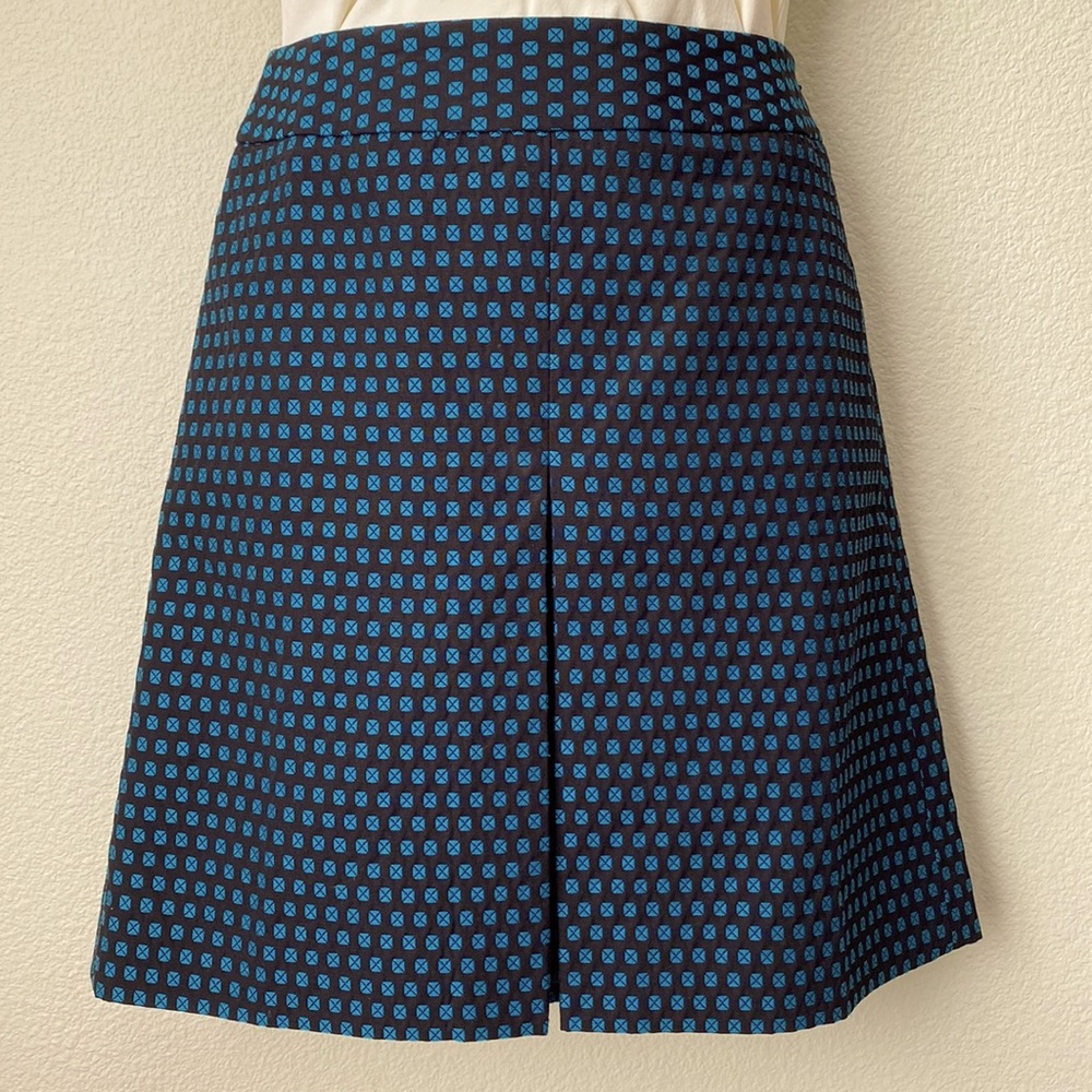 Women’s Petite Loft Black and Teal Straight Shirt